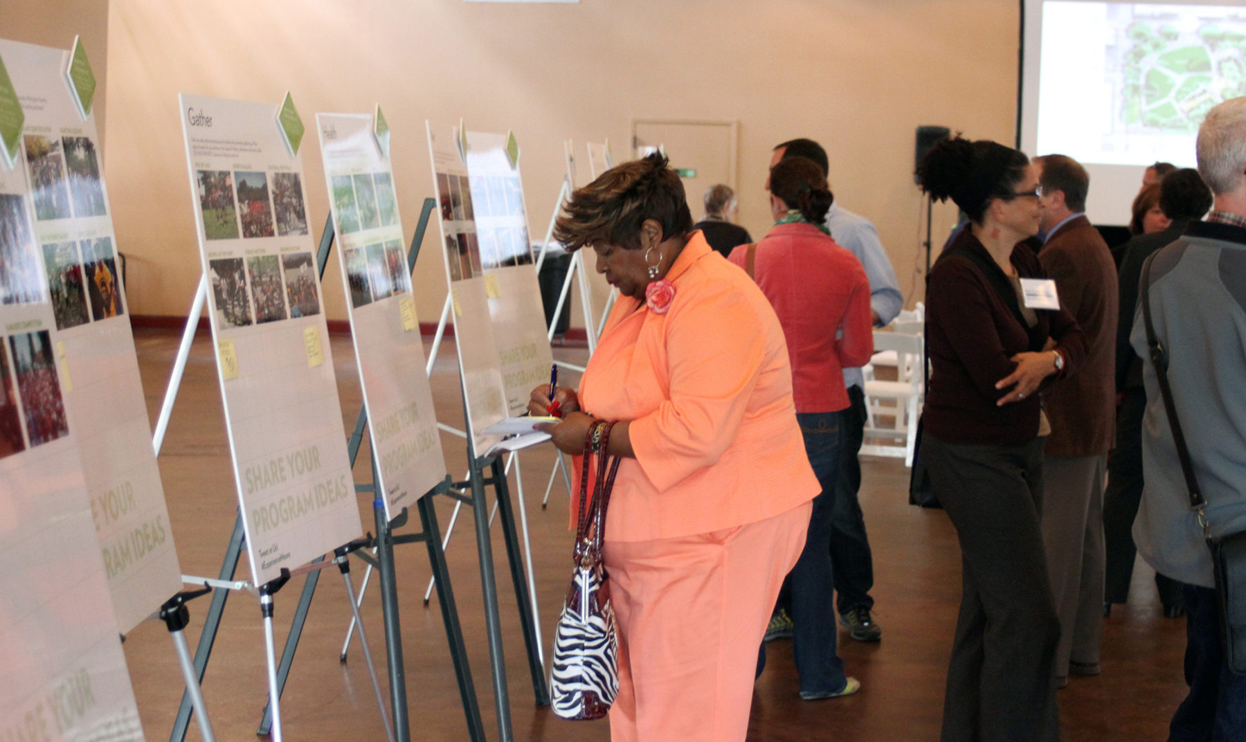 Public meeting for Moore Square