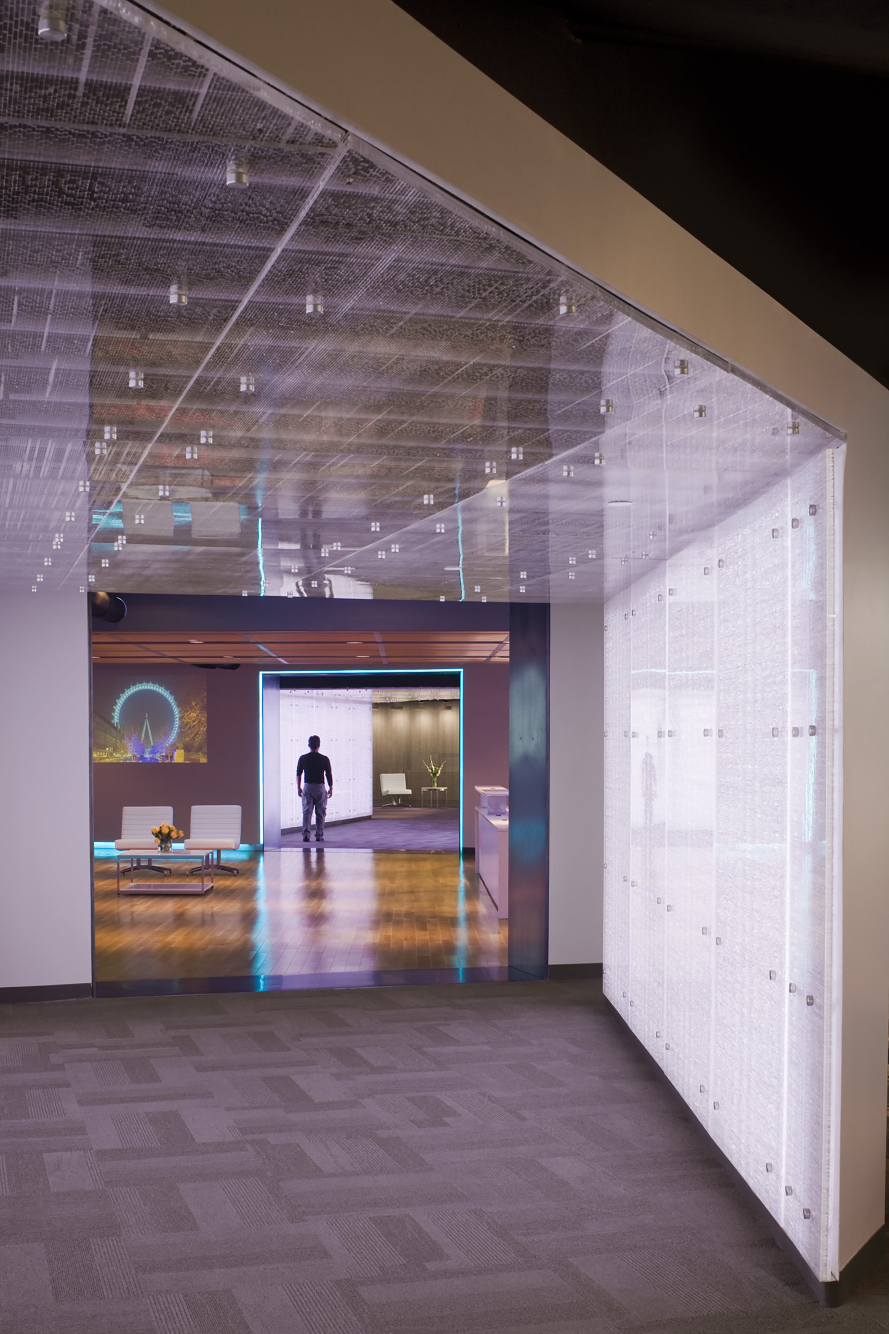 Philips Solid State Lighting Solutions Sasaki Philips Solid State Lighting Solutions