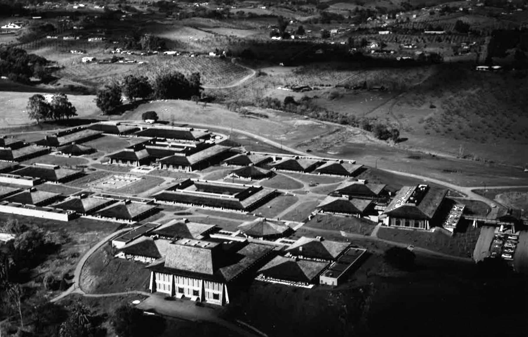 black and white aerial photograph of Foothill College campus