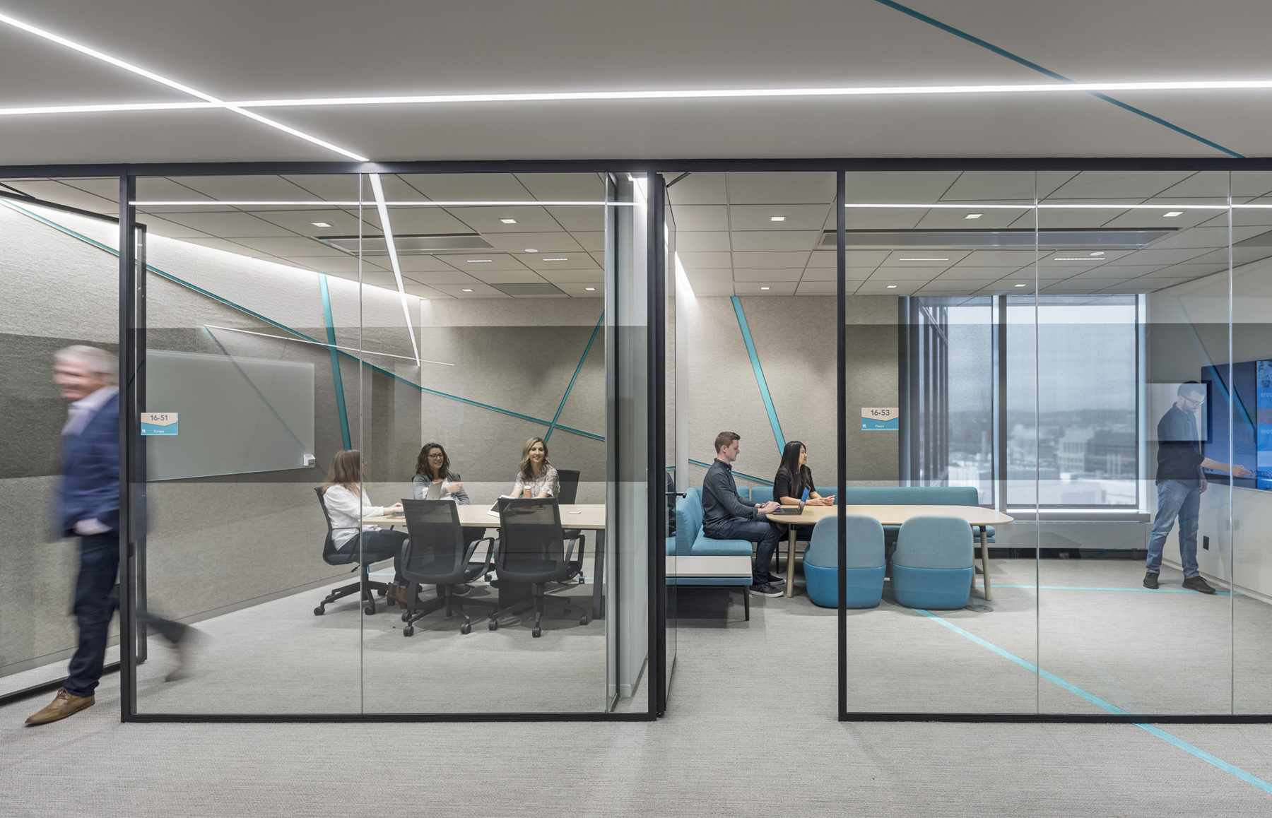 The Rise and Fall of the Corner Office: Does Status Still Matter in  Workplace Design?