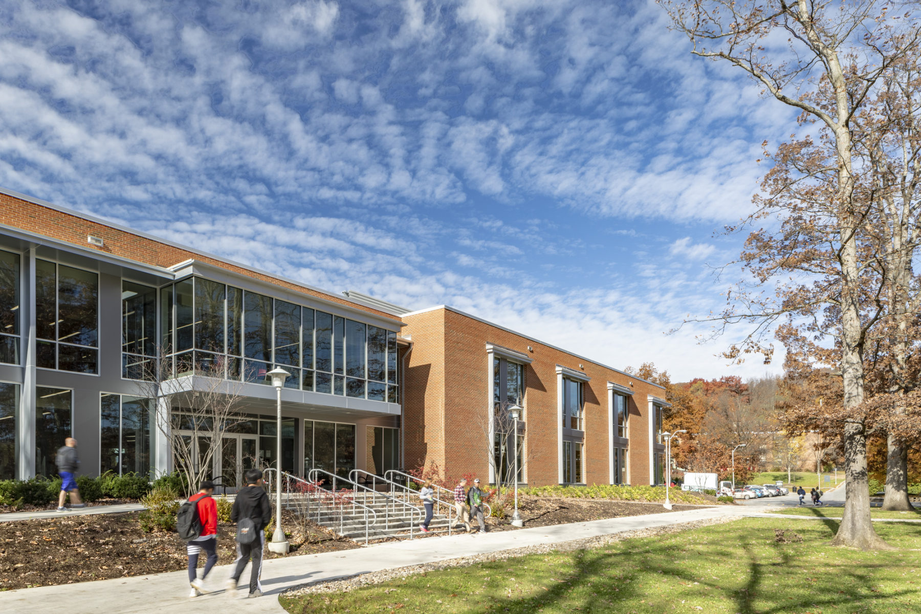 exterior photo daytime